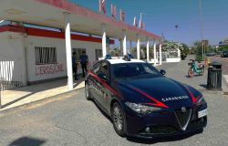 Carabinieri Ostia controlli stabilimenti e lungomare