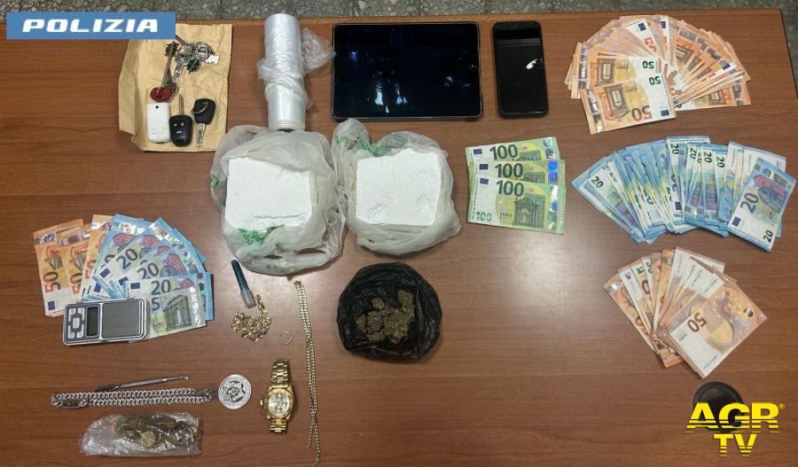 Polizia droga e soldi sequestrati IX distretto Esposizione Polizia droga e soldi sequestrati IX distretto Esposizione