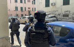 Roma, Quarticciolo due giorni sotto assedio, 17 arresti e sequestrate oltre 500 dosi di cocaina e crack