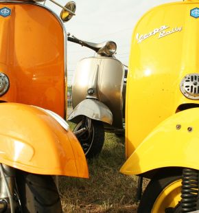 Roma, 80 anni in sella ad una Vespa, al Foro Italico migliaia di vespisti dal 25 al 28 giugno Roma, 80 anni in sella ad una Vespa, al Foro Italico migliaia di vespisti dal 25 al 28 giugno