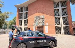 Carabinieri Torpignattara alla Casilina intervenuti nel cortile della parrocchia