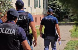 Polizia in azione al Quarticciolo