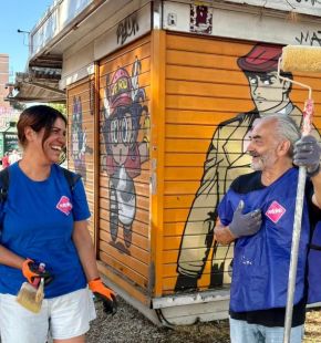 Retake Roma, la rivoluzione gentile che cambia la città, volontari in azione nel week end