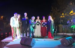 Il Vinile d'Argento, la musica riparte dai giovani talenti: successo a Roma per la finale del festival diretto da Vince Tempera