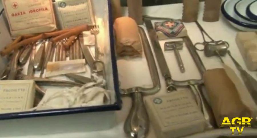Storia del soccorso del Corpo Militare della Croce Rossa Italiana KIT Sanitario Storia del soccorso del Corpo Militare della Croce Rossa Italiana KIT Sanitario