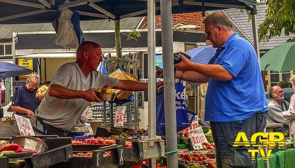 Locandina del contest fotografico per raccontare la quotidianità dei fiorentini