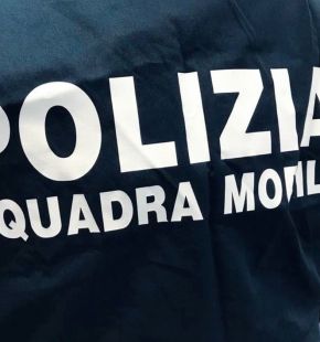 Acilia, stava salendo a bordo della Metromare quando è stato intercettato dalla Squadra Mobile con 280 gr. di shaboo
