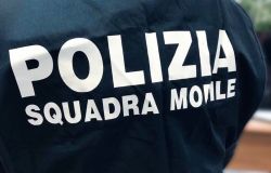 Acilia, stava salendo a bordo della Metromare quando è stato intercettato dalla Squadra Mobile con 280 gr. di shaboo