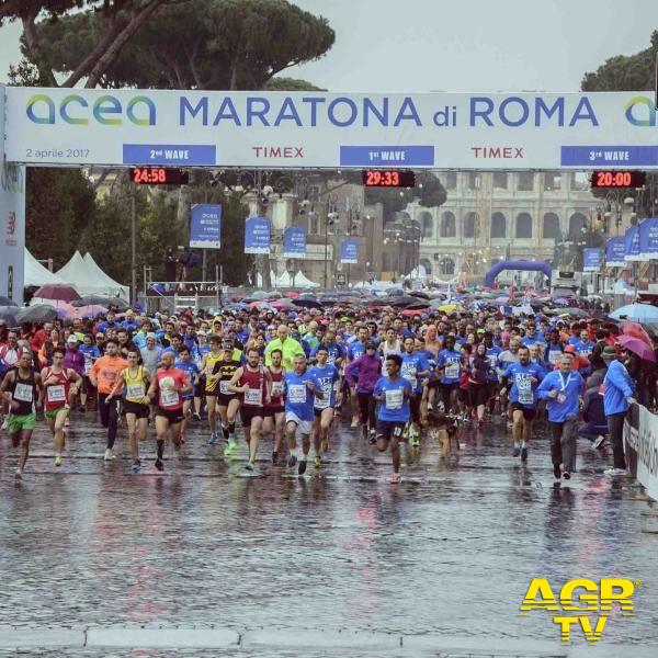 Maratona di Roma, la corsa dei record