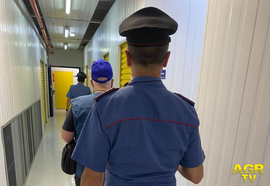 Carabinieri Centro in azione a Termini Carabinieri Centro in azione a Termini