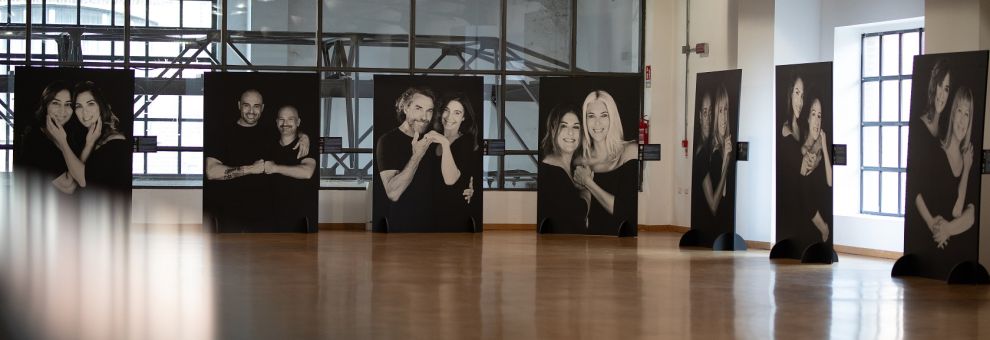 Milano, presentata la mostra fotografica Women for Women against Violence aperta fino al 30 agosto
