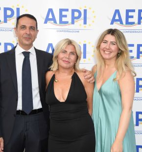 Roma, prima edizione Le Eccellenze del Made in Italy, premio promosso da Mino Dinoi (AEPI) alla Terrazza Caffarelli