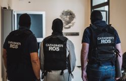 Roma, esegite dai ROS due misure cautelari per spionaggio ed accesso abusivo al sistema informatico