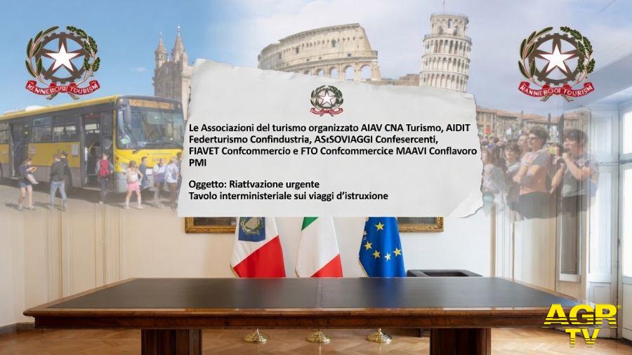 Le Associazioni richiamano l’attenzione sulla persistente incertezza che interessa il comparto dei viaggi d’istruzione Le Associazioni richiamano l’attenzione sulla persistente incertezza che interessa il comparto dei viaggi d’istruzione