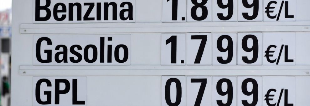 Federconsumatori: i prezzi della benzina ancora troppo alti