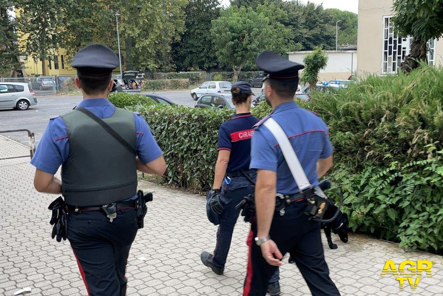 Carabinieri Frascati controlli a Tor Bella Monaca Carabinieri Frascati controlli a Tor Bella Monaca