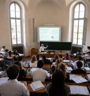 A Roma, studenti della Sapienza a lezione di Diritto Internazionale Umanitario A Roma, studenti della Sapienza a lezione di Diritto Internazionale Umanitario