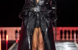Il fascino contemporaneo del PVC nella nuova collezione di Antonio Martino Couture