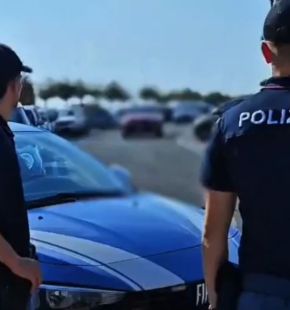 Roma Ferragosto, dai laghi alle spiagge la Polizia ha identificato 30 mila persone, 106 arresti, 16 locali sanzionati Roma Ferragosto, dai laghi alle spiagge la Polizia ha identificato 30 mila persone, 106 arresti, 16 locali sanzionati