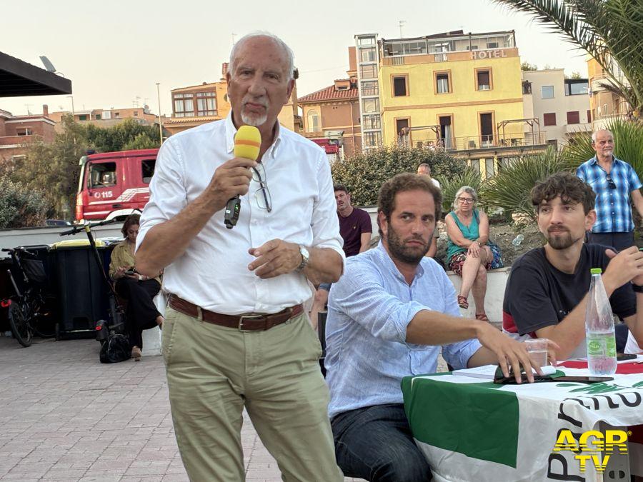 Spiagge e Parco del Mare: a confronto Amministrazione e cittadini Spiagge e Parco del Mare: a confronto Amministrazione e cittadini