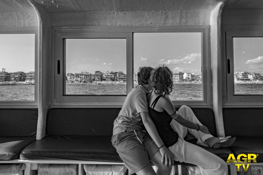 Foto Circolo Gualdo Tadino due ragazzi in gita sull'Invincibile Foto Circolo Gualdo Tadino due ragazzi in gita sull'Invincibile