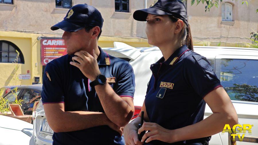 Polizia gli agenti intervenuti Polizia gli agenti intervenuti