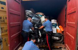Carabinieri Parioli scoperto centro stoccaggio motorini rubati