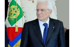 Sergio Mattarella compie 85 anni, gli auguri bi-partizan di maggioranza ed opposizione al Presidente della Repubblica