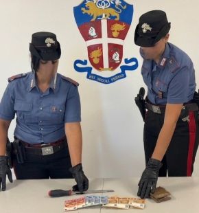 Rignano Flaminio, deruba un anziano disabile nel sonno, scoperto è inseguito dal figlio, arrestato dai Carabinieri