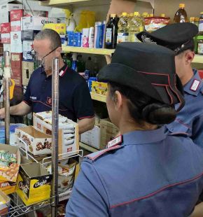 Roma Cinecittà, sanzioni ad esercente per la commercializzazione di buste di plastica non biodegradabili