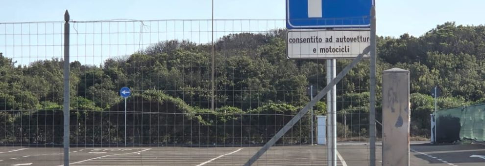 Ostia, manutenzione straordinaria in via F. Acton, nuova disciplina di sosta sul lungomare
