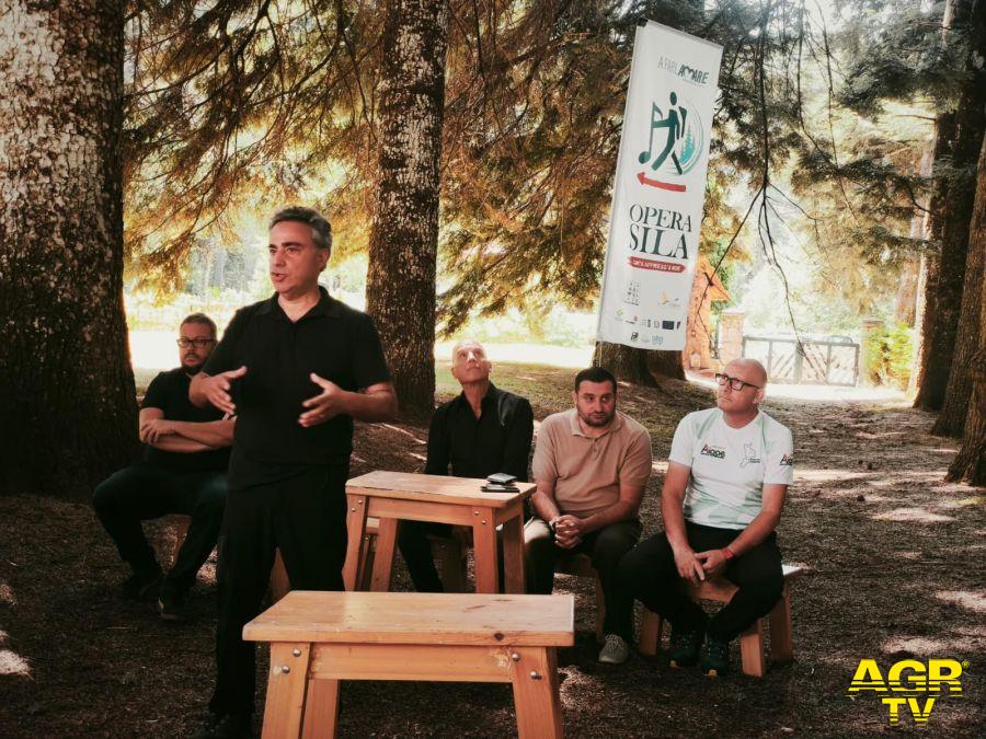 A farla amare comincia tu - Opera Sila 2026 PH: Ufficio Stampa Rosita Mercatante A farla amare comincia tu - Opera Sila 2026 PH: Ufficio Stampa Rosita Mercatante
