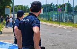 Roma Tor Bella Monaca, retata della Polizia di pusher, 5 arresti e sequestrate oltre 150 dosi di stupefacente