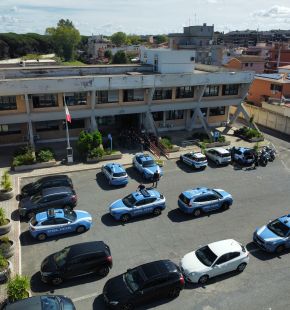 Ostia, stretta della Polizia sul litorale, 4 arresti, identificate ai posti di blocco oltre 400 persone