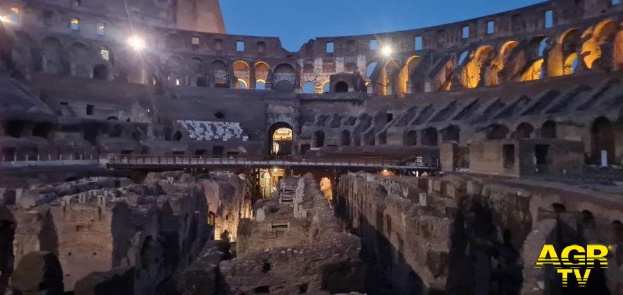 Piano straordinario del Ministero della Cultura : monumenti aperti di notte ad agosto a Roma - Colosseo © Foto Credits Mattia COLASANTI Piano straordinario del Ministero della Cultura : monumenti aperti di notte ad agosto a Roma - Colosseo © Foto Credits Mattia COLASANTI