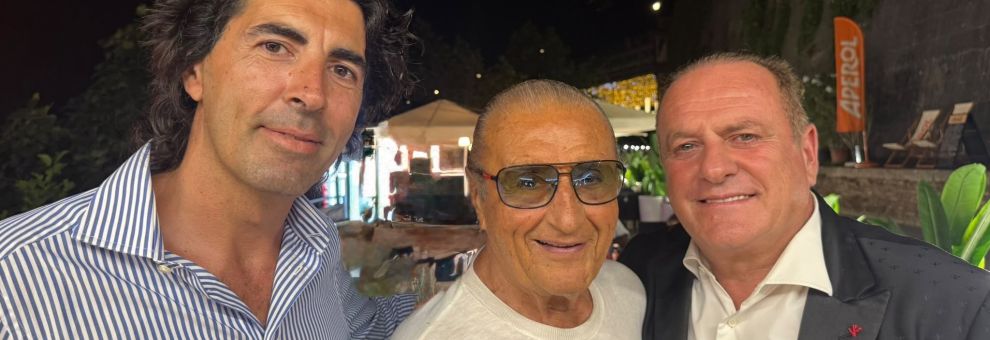 Tony Renis esalta il Salotto Tevere dedicato a Pascal Vicedomini
