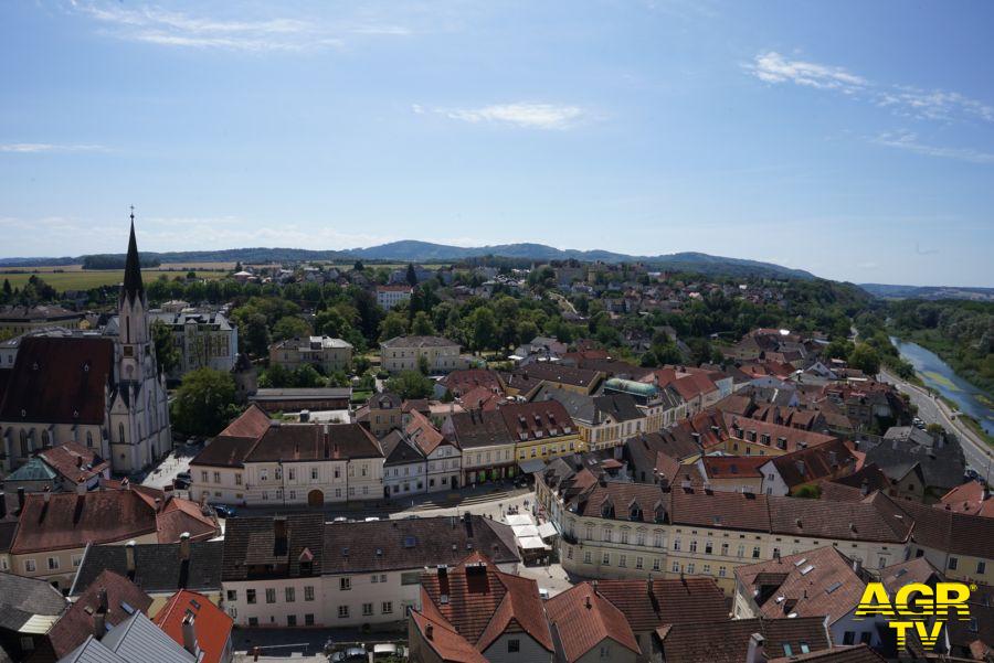 Panorama - - © S.V: Foto Credits Panorama - - © S.V: Foto Credits