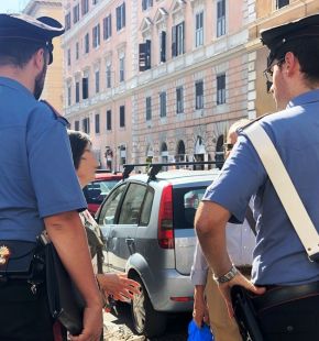 Roma, controlli ad Esquilino e Pigneto, 3 arresti, denunciato gestore locale per aver venduto alcol ad un minore
