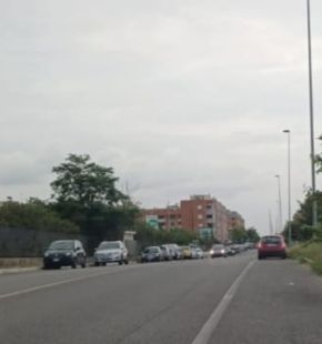 Acilia a settembre saranno riaccesi i lampioni stradali di via Usellini, spenti da anni