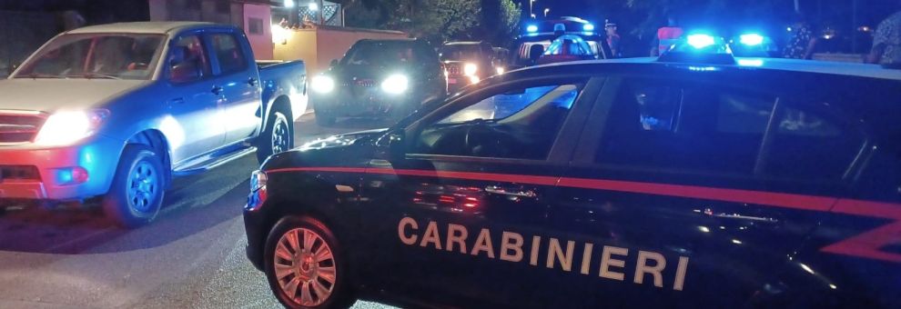 Ladispoli, 28enne ferisce a coltellate il compagno e poi tenta di depistare le indagini, divieto d'avvicinamento per la donna Ladispoli, 28enne ferisce a coltellate il compagno e poi tenta di depistare le indagini, divieto d'avvicinamento per la donna