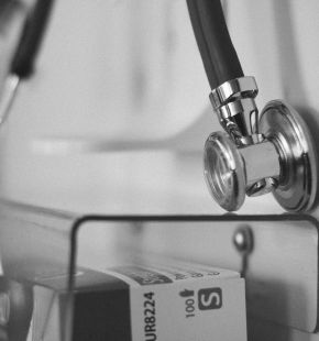 AISI, gli italiani scelgono sempre di più il ricorso al medico privato, assicurazioni malattia + 12,1% in un anno