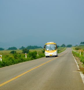 Bus veloci e corsie riservate sulla Colombo per i collegamenti tra Ostia e l'Eur
