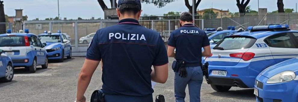 Roma, color code dello spaccio con lacci che distinguevano le diverse droghe, 6 arresti
