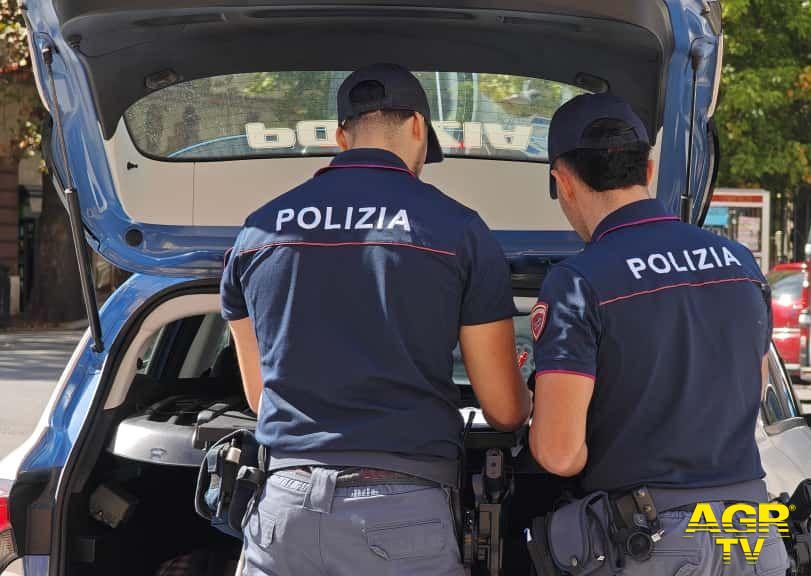 Polizia gli agenti intervenuti Polizia gli agenti intervenuti