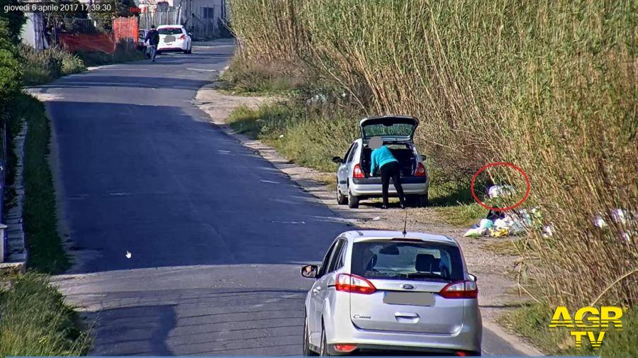 Fiumicino, le telecamere fotografano gli scarichi abusivi Fiumicino, le telecamere fotografano gli scarichi abusivi