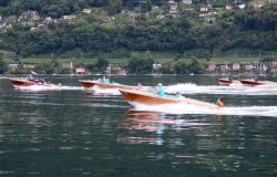 I_motoscafi_Riva_sul_Lago_Maggiore_Foto_Maccione