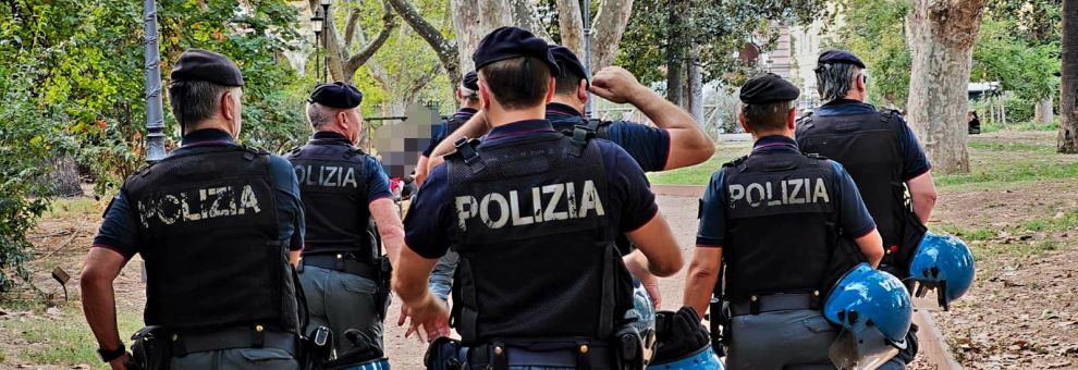 Roma Esquilino, blitz della Polizia, una persona arrestata e 3 ordini di allontanamento
