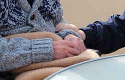 Parkinson, ok della Commissione Europea alla somministrazione del farmaco Hopledo