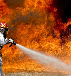 Incendio Magliana, le fiamme da aree private, sanzioni a quanti non hanno rispettato le prescrizioni del Campidoglio