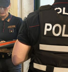 Ostia, stretta della Polizia sul litorale, tre arresti e due denunce